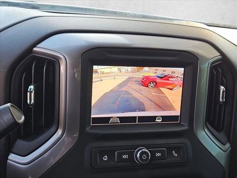 Used 2022 Chevrolet Silverado 1500 Custom image 17