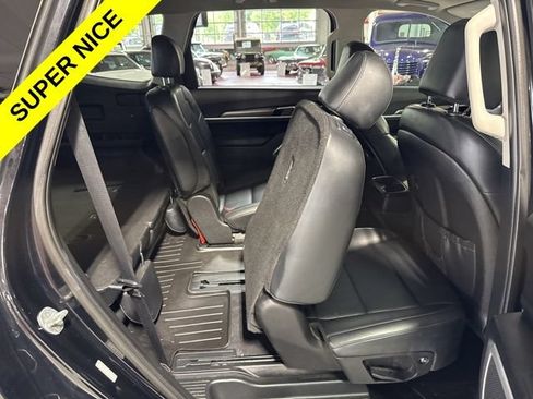 Used 2022 Kia Telluride S AWD/4WD image 40