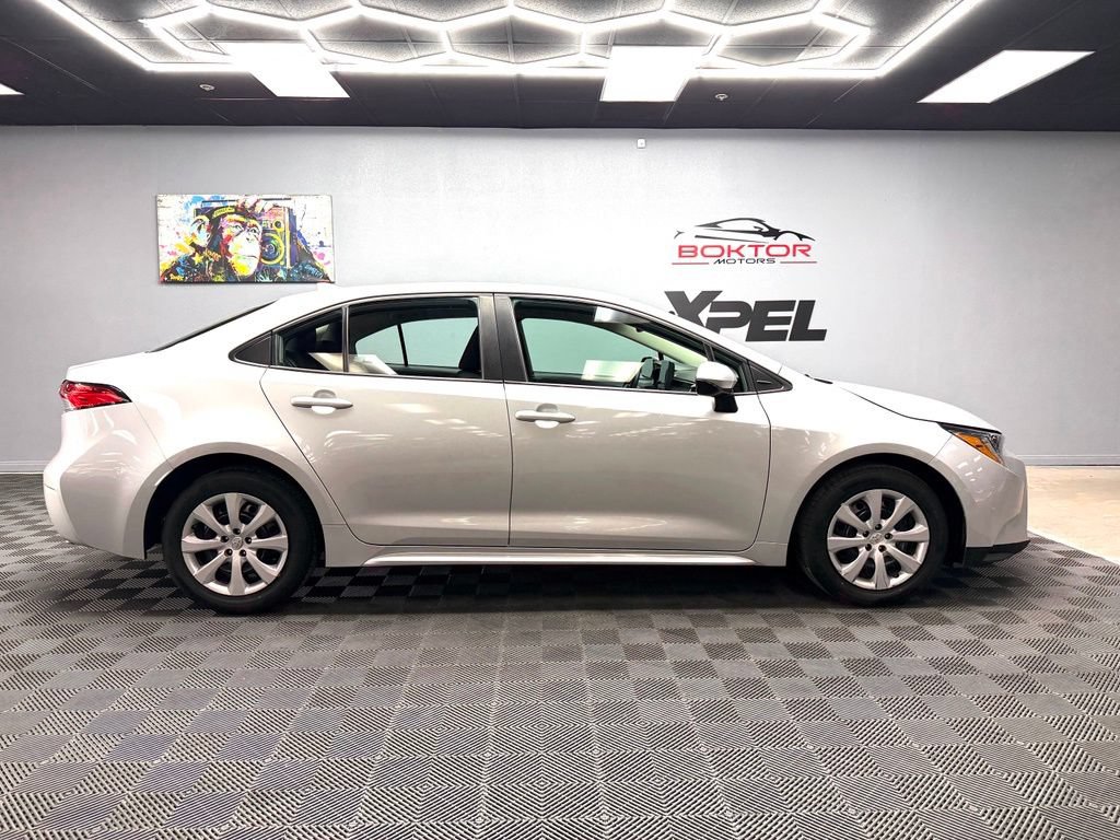 Used 2024 Toyota Corolla LE FWD image 17