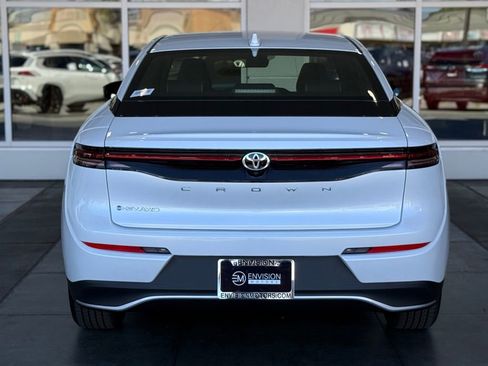 New 2026 Toyota Crown XLE image 10