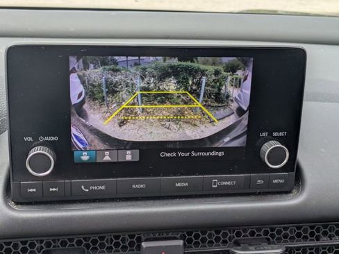 Used 2023 Honda HR-V LX image 24