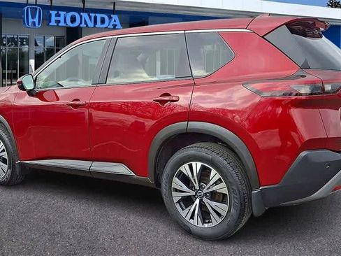 Used 2023 Nissan Rogue SV image 6