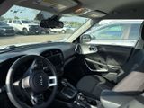 Used 2022 Kia Soul LX w/ Technology Package image 4