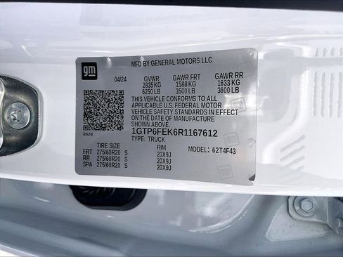 Used 2024 GMC Canyon Denali AWD/4WD image 33