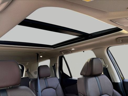Used 2025 Honda Pilot Elite image 22