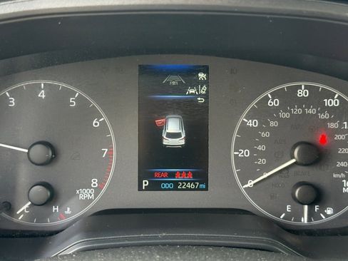 Certified 2025 Toyota Corolla Cross LE image 24