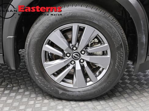 Used 2024 Nissan Pathfinder S AWD/4WD image 30