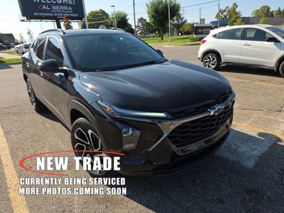 Certified 2025 Chevrolet Trax RS w/ Driver Confidence Package