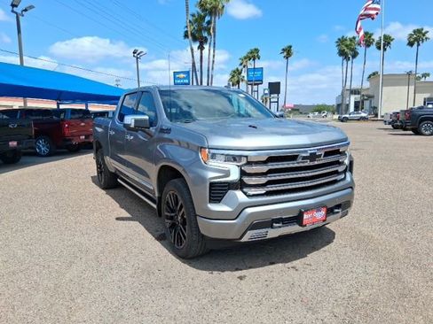 New 2026 Chevrolet Silverado 1500 High Country AWD/4WD image 1