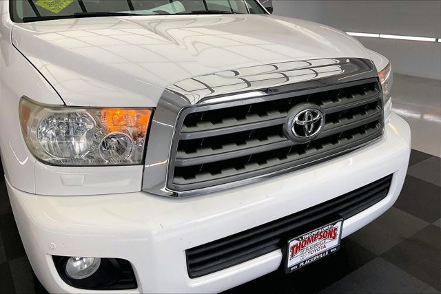 Used 2015 Toyota Sequoia Limited AWD/4WD image 31
