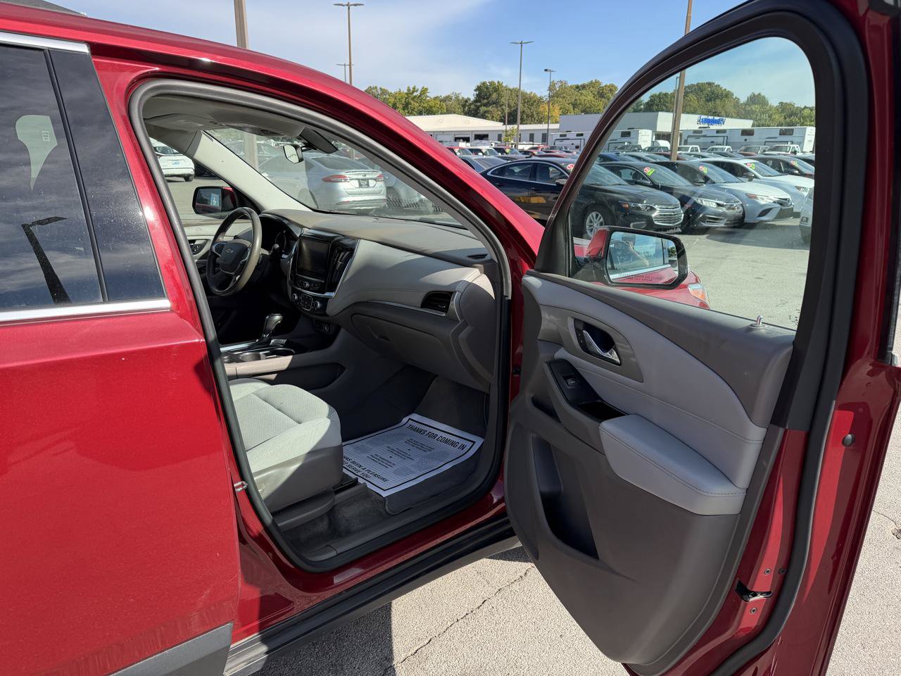 Used 2020 Chevrolet Traverse LT AWD/4WD image 9