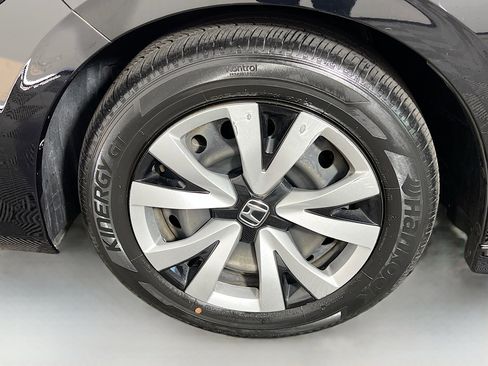 Used 2022 Honda Civic LX image 24