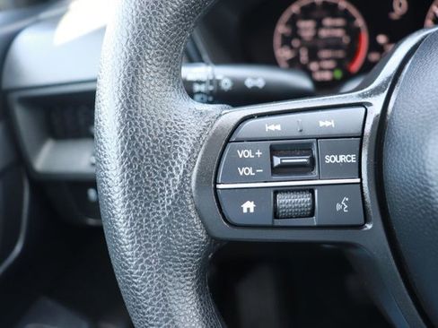 Used 2025 Honda CR-V LX image 15
