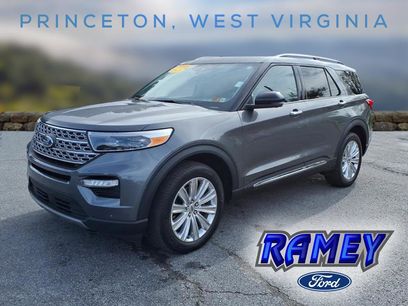 Used 2023 Ford Explorer Limited w/ Limited Technology Package