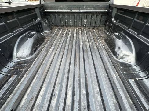 Used 2015 Chevrolet Colorado LT w/ LT Convenience Package image 28