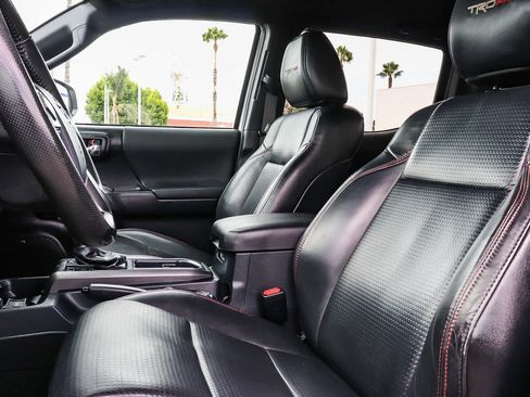 Used 2019 Toyota Tacoma TRD Pro AWD/4WD image 26