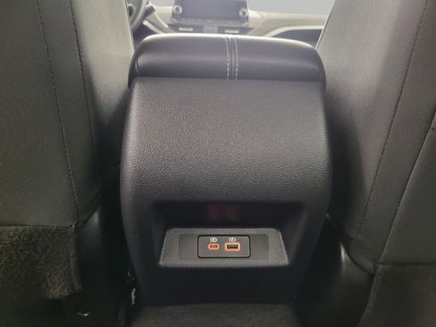 Used 2025 Nissan Altima 2.5 SV image 22