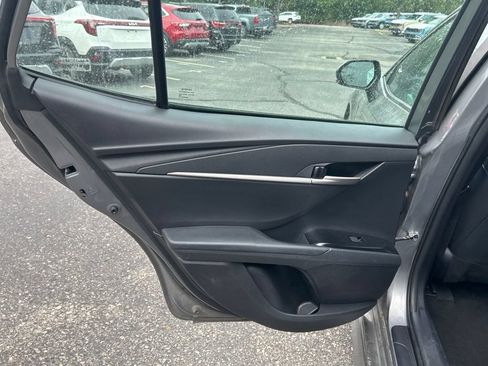 Used 2025 Toyota Camry SE FWD image 8