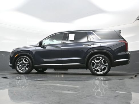 Certified 2023 Hyundai Palisade Limited w/ Cargo Package AWD/4WD image 30