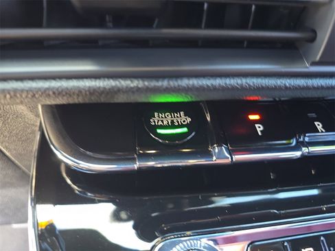 Used 2023 Lincoln Corsair Reserve w/ Equipment Group 202A image 24