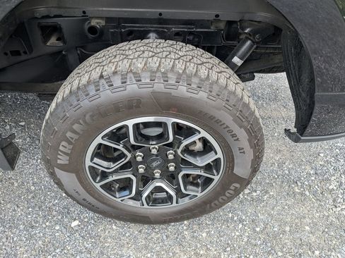 Used 2022 Ford F150 XLT w/ Equipment Group 301A Mid image 8