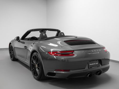 Used 2017 Porsche 911 Carrera S image 3