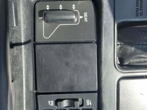 Used 1995 Chevrolet Corvette Coupe RWD image 22