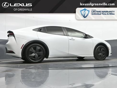 Used 2023 Toyota Prius LE FWD image 36