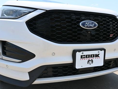 Used 2019 Ford Edge ST w/ Equipment Group 401A AWD/4WD image 26