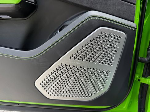 Used 2022 Lamborghini Urus image 20