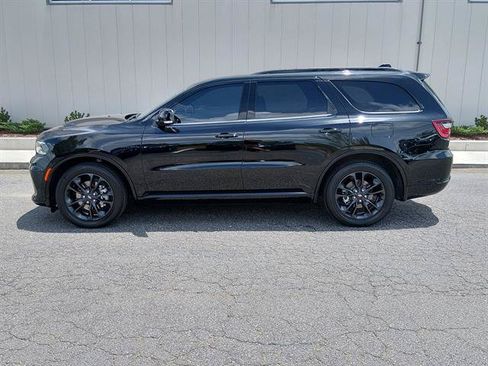 Certified 2023 Dodge Durango R/T RWD image 6