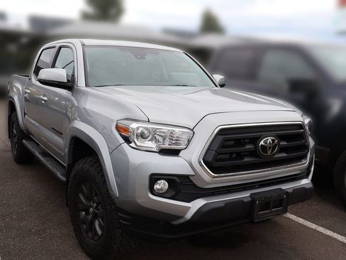 Used 2023 Toyota Tacoma SR5 w/ Technology Package AWD/4WD image 12