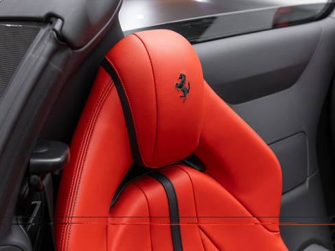 Certified 2023 Ferrari 812 GTS RWD image 55