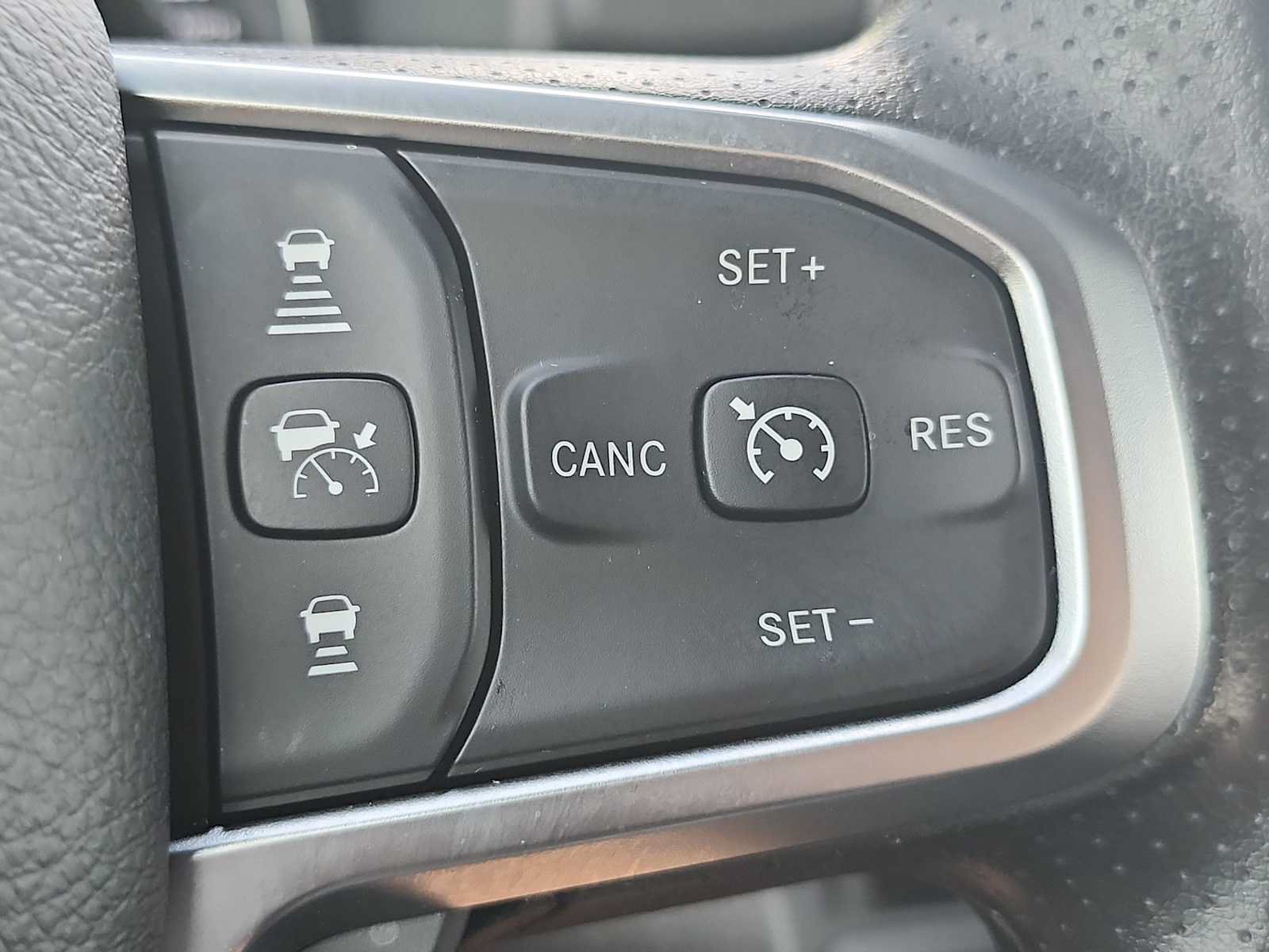 Used 2026 RAM 1500 Express RWD image 28
