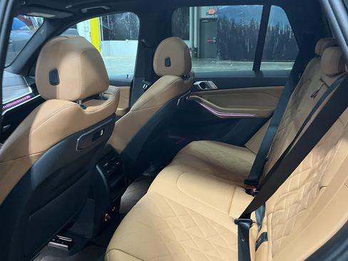 Used 2024 BMW X5 xDrive40i w/ Parking Assistance Package image 13
