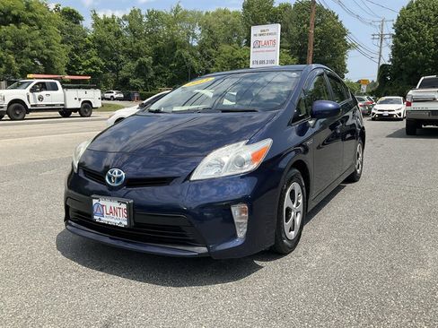 Used 2013 Toyota Prius Three w/ Solar Roof Pkg FWD image 1