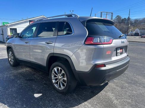 Used 2019 Jeep Cherokee Latitude Plus image 6