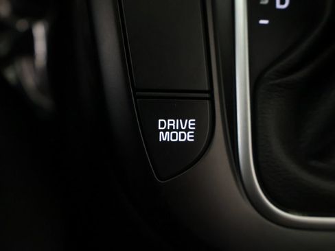 Certified 2025 Kia Soul LX FWD image 44
