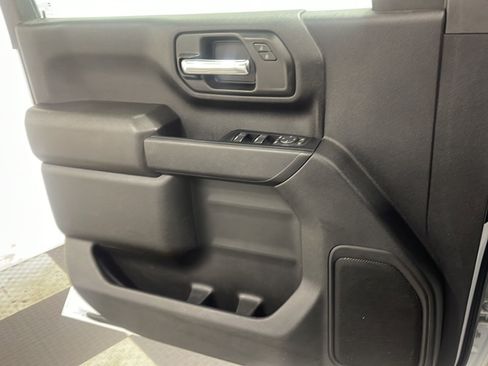 Used 2024 Chevrolet Silverado 2500 Custom w/ Custom Value Package AWD/4WD image 12