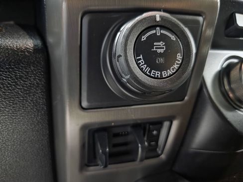 Used 2017 Ford F150 Raptor w/ Equipment Group 802A Luxury AWD/4WD image 22