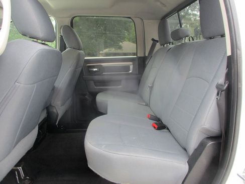 Used 2017 RAM 2500 SLT AWD/4WD image 15