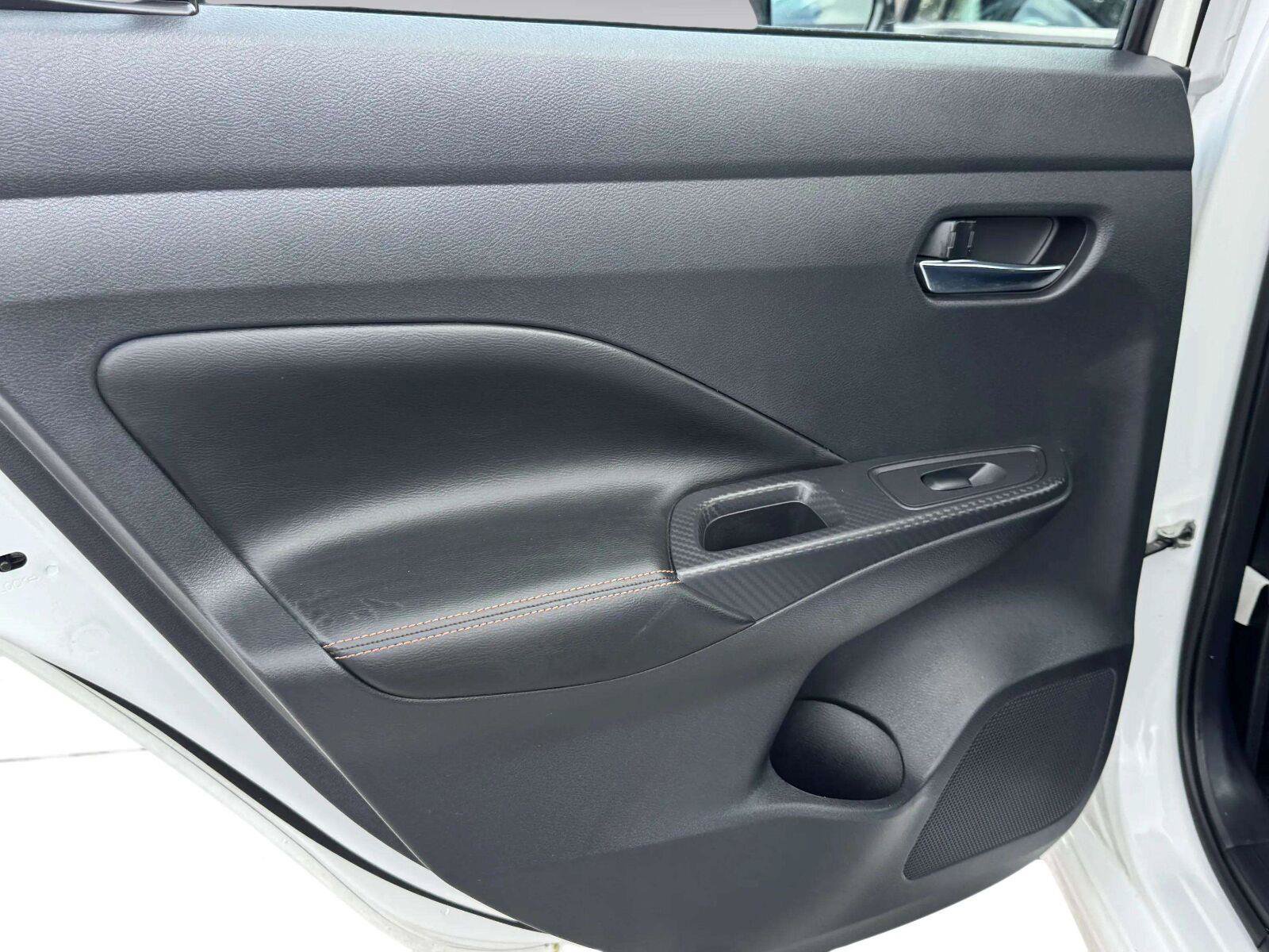 Used 2021 Nissan Versa SR w/ Convenience Package FWD image 31