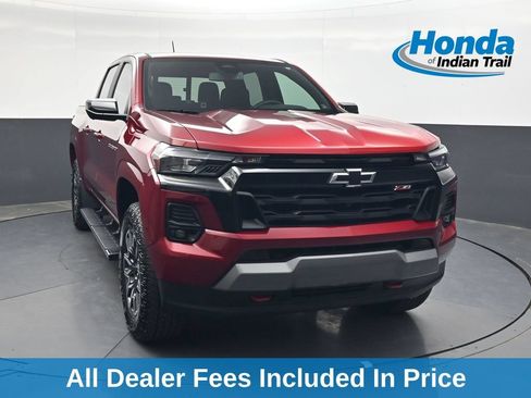 Used 2026 Chevrolet Colorado Z71 w/ Technology Package AWD/4WD image 1