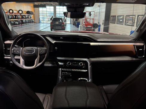 Used 2024 GMC Sierra 1500 Denali w/ Denali Reserve Package image 19