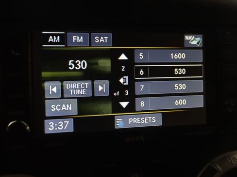 Used 2016 Jeep Wrangler Unlimited Sahara w/ Dual Top Group AWD/4WD image 27