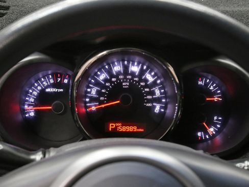 Used 2011 Kia Soul + image 4