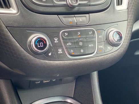 Certified 2023 Chevrolet Malibu LT FWD image 12