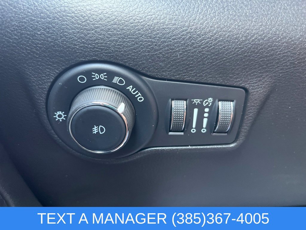 Used 2022 Jeep Compass Trailhawk w/ Trailhawk Elite Group AWD/4WD image 29