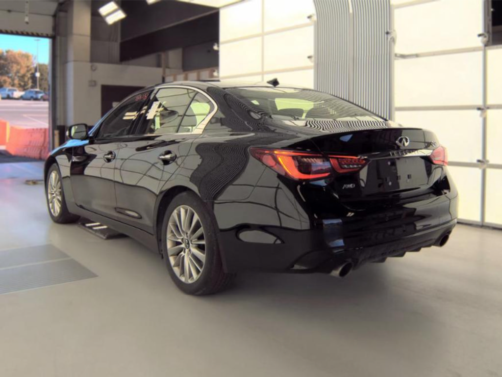 Used 2024 INFINITI Q50 Luxe AWD/4WD image 4