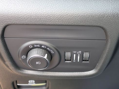 New 2026 Jeep Grand Cherokee Limited image 29